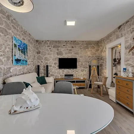 Toni - Makarska Exklusiv Tučepi